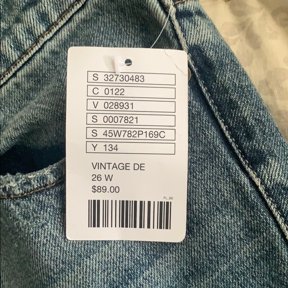 NWT BDG VINTAGE JEANS